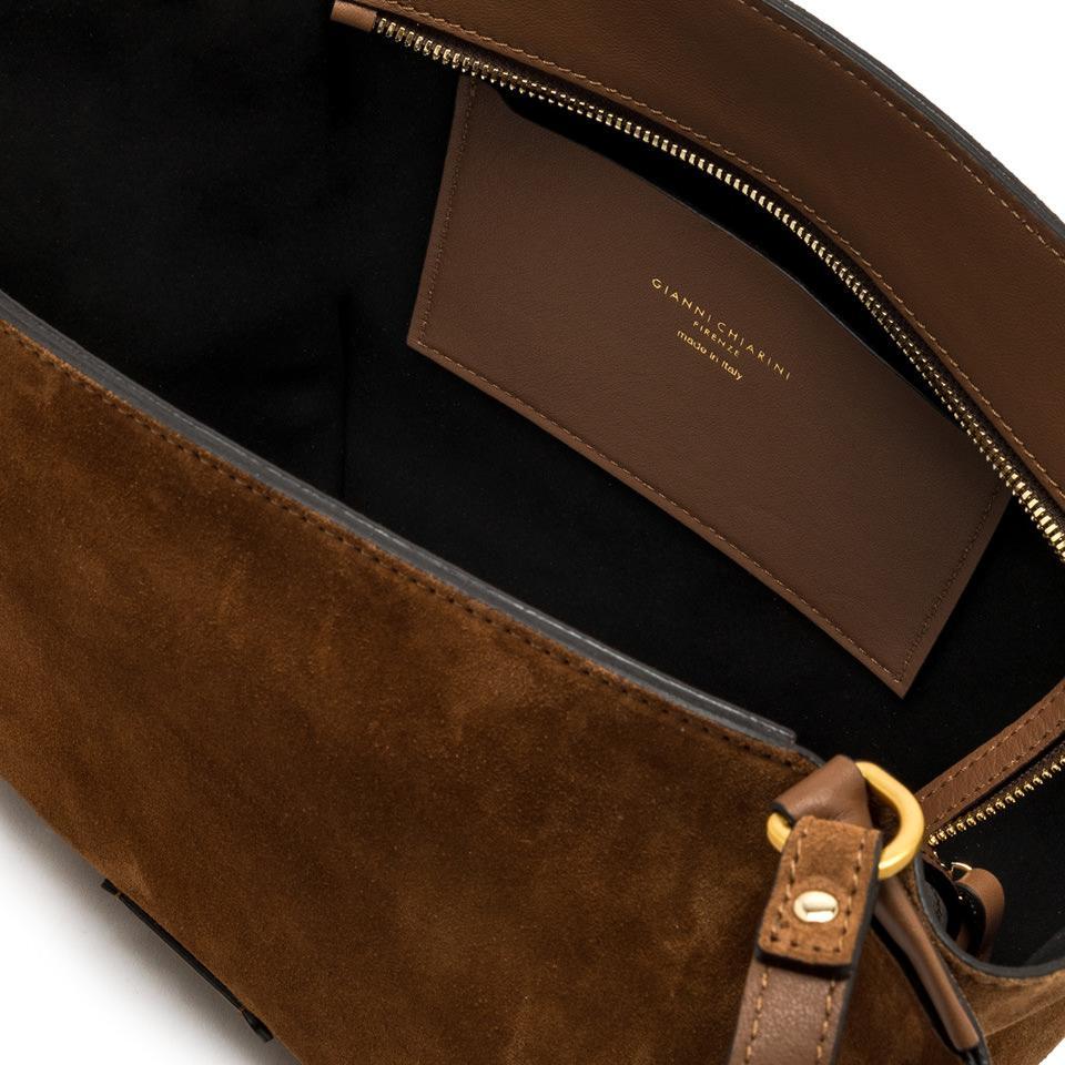 13569_79|f72a8715a170b87088e90623efae6cbc