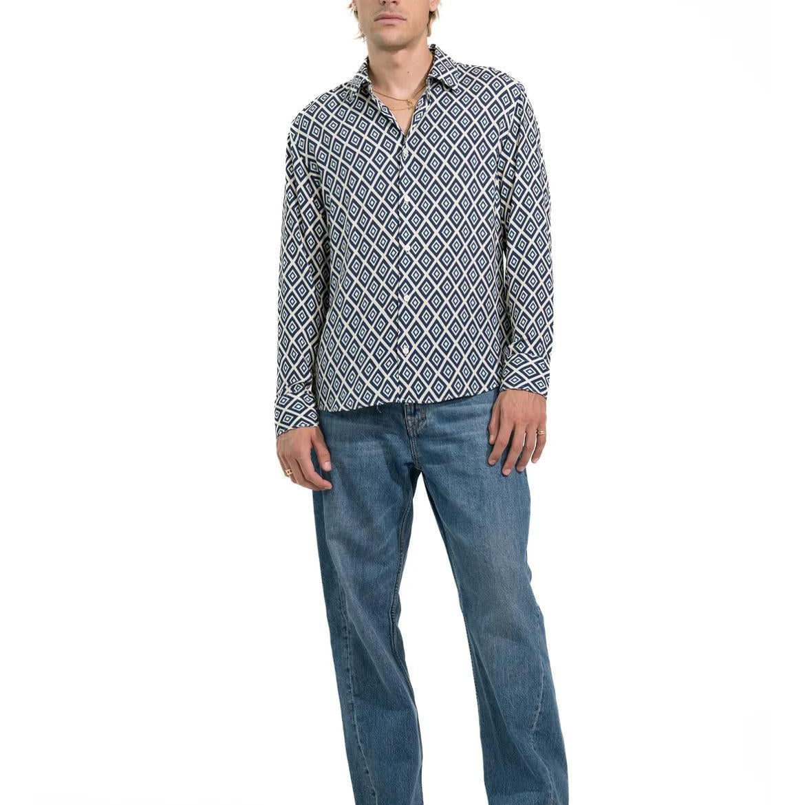 07893_5|e330fe2d47daa7a5c4717287fa08ca9d